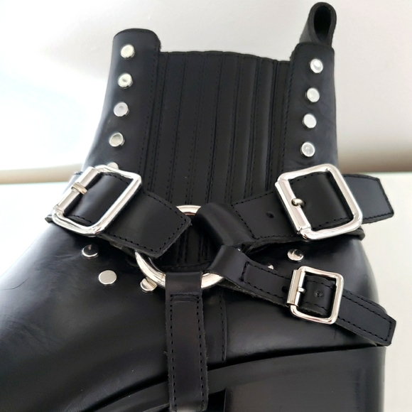 Diesel Black Gold Leather Ankle Biker Boots Chrome Hardware Women Size 40 NWT - Picture 6 of 9